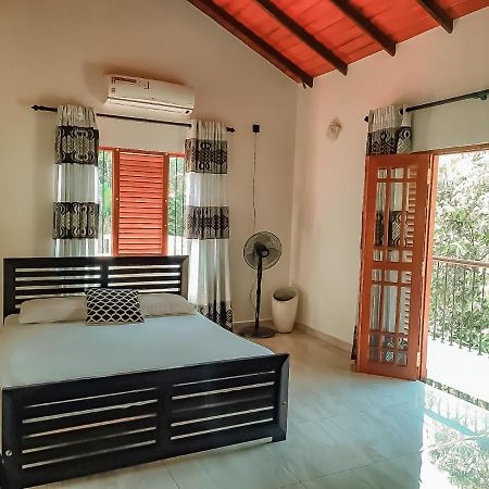 Hotel White House Ratnapura Ngoại thất bức ảnh